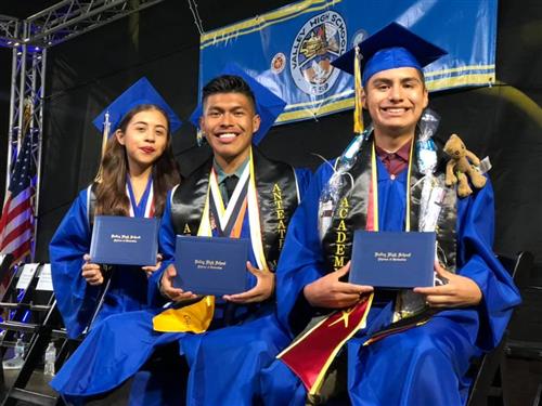 Valley 2019 grads 